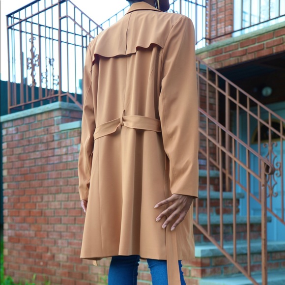 VINTAGE TRENCH COAT - Picture 3 of 4